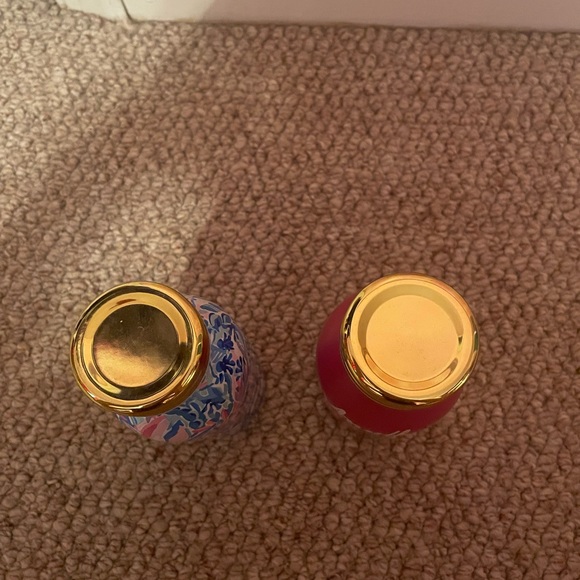 Lilly Pulitzer mini water bottles 🌴💖 - Picture 4 of 6